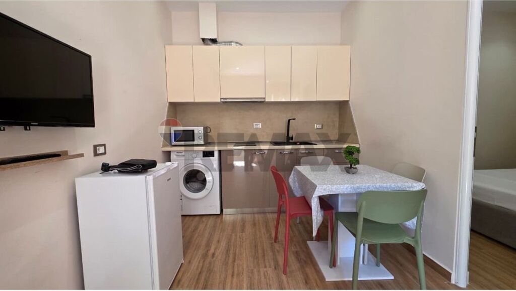 🌊 APARTMENT 1+1 FOR RENT – LUNGOMARE, VLORË