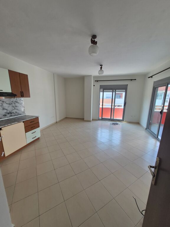 Affittasi appartamento 1+1 ad Astir