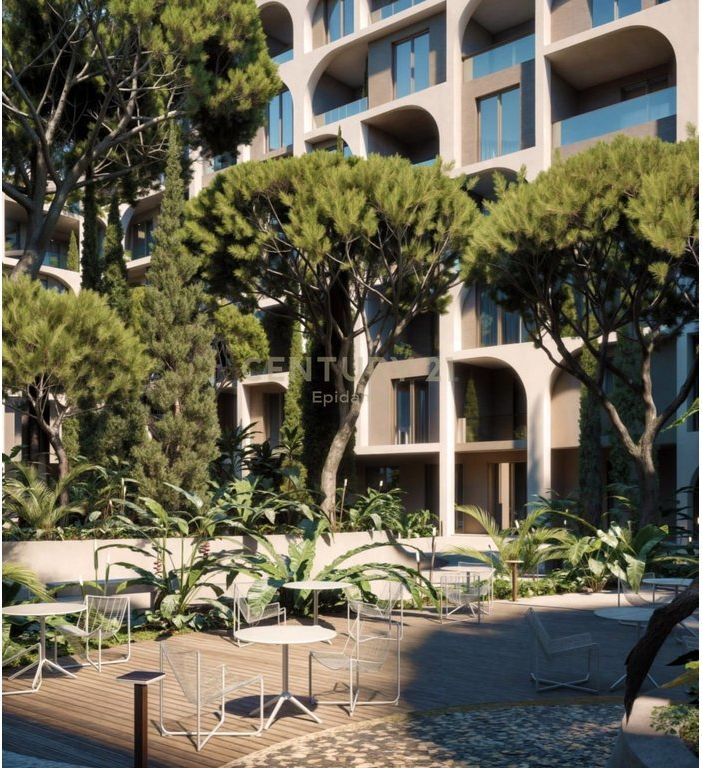 EXCLUSIVE ! Apartment 1+1 for sale in Lunarch Residence Mali i Robit !