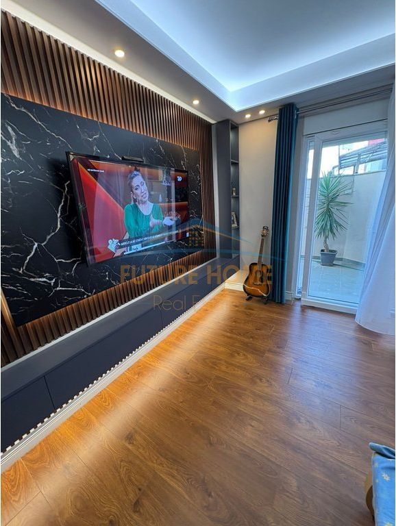 For sale, Apartment 2+1, Yzberisht