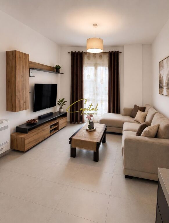 APARTAMENT ME QIRA 2+1 RRUGA E BARRIKADAVE 80.000 LEKE