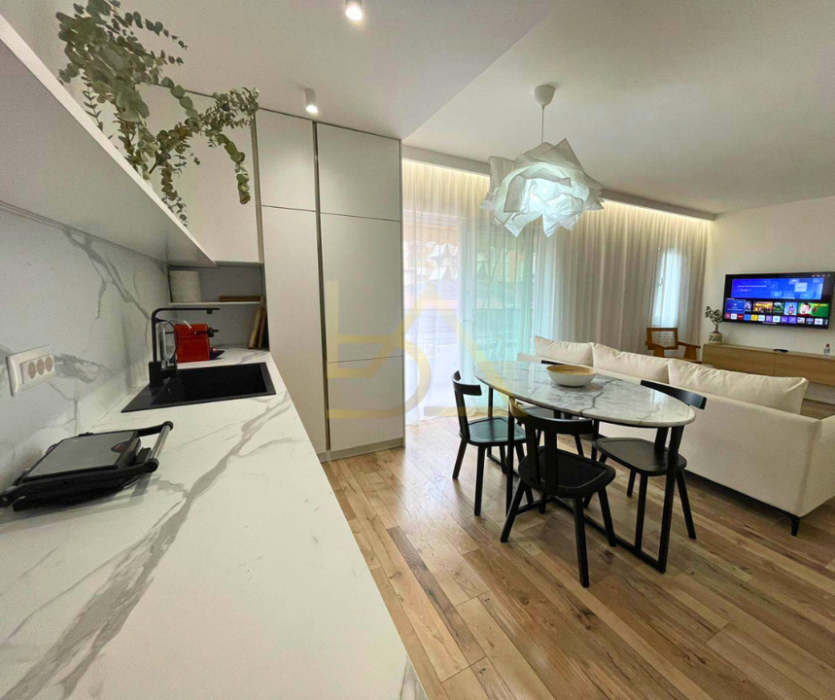 JEPET ME QIRA APARTAMENT 2+1 – MYSLYM SHYRI, TIRANË