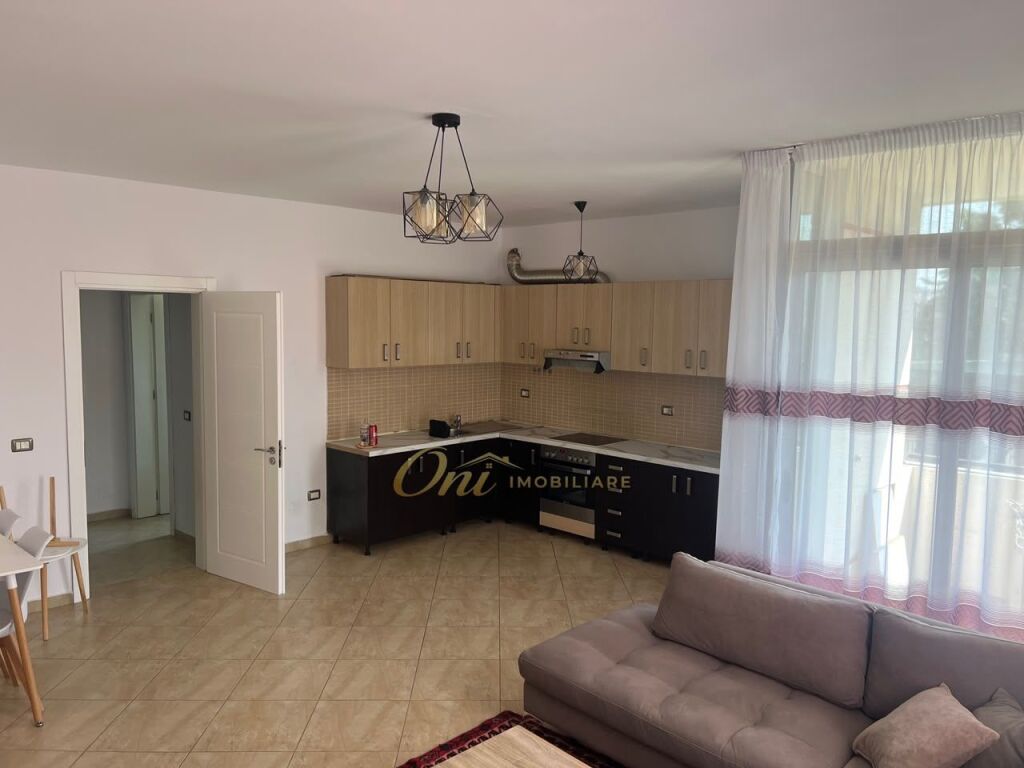 APARTAMENT PER QERA 1+1 PALLATI I BRIGADAVE RRUGA E ELBASANIT