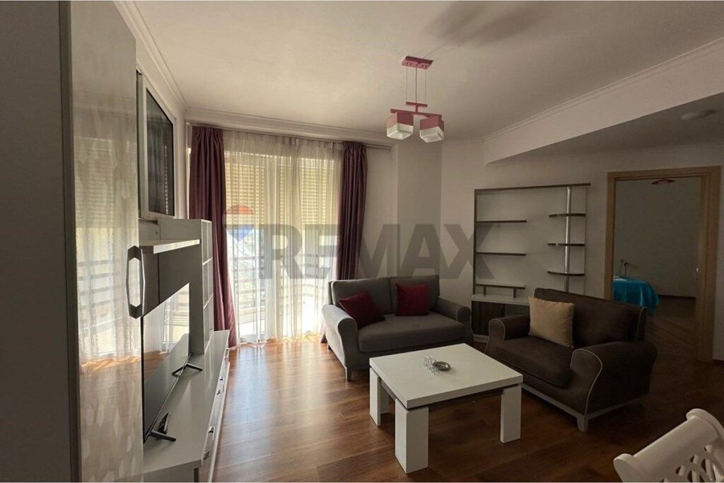 Apartament - Për Shitje - Farkë, Tiranë
