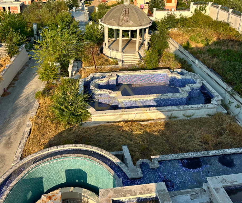 Godinë Polifunksionale për Shitje – Rruga “Vëllezërit Kondi”, Tiranë