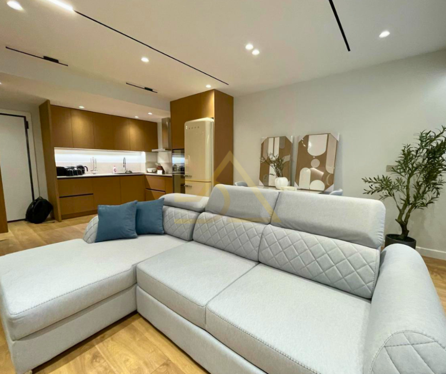 JEPET ME QIRA APARTAMENT 3+1+2 – REZIDENCA KODRA E DIELLIT, TIRANË
