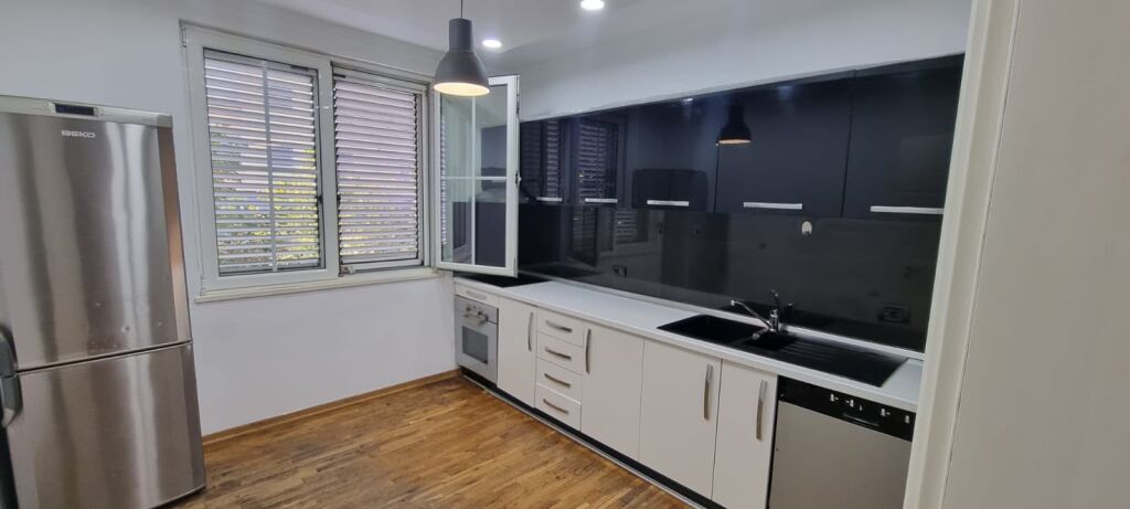 FOR RENT – APARTMENT 2+1 | WILSON SQUARE