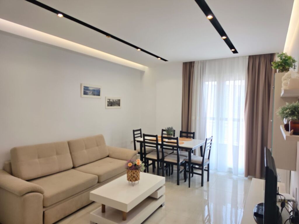 Apartament për qira afatgjatë në Vlorë pranë qendrës së qytetit