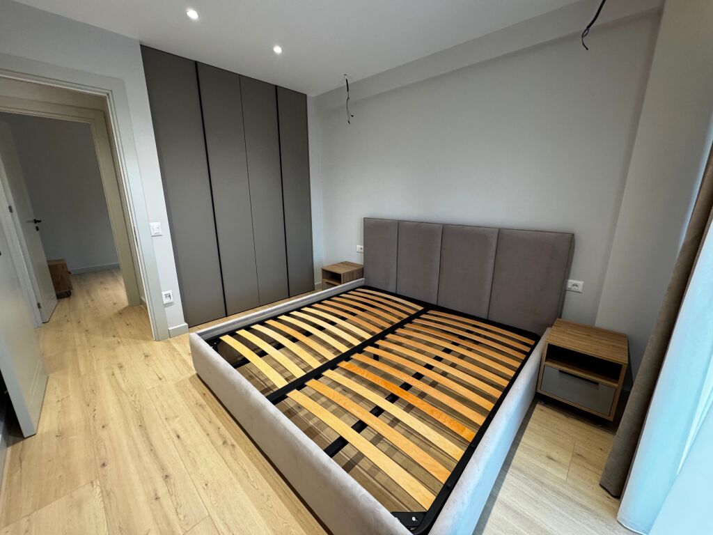 SHITET APARTAMENT 2+1 Liqeni i thate