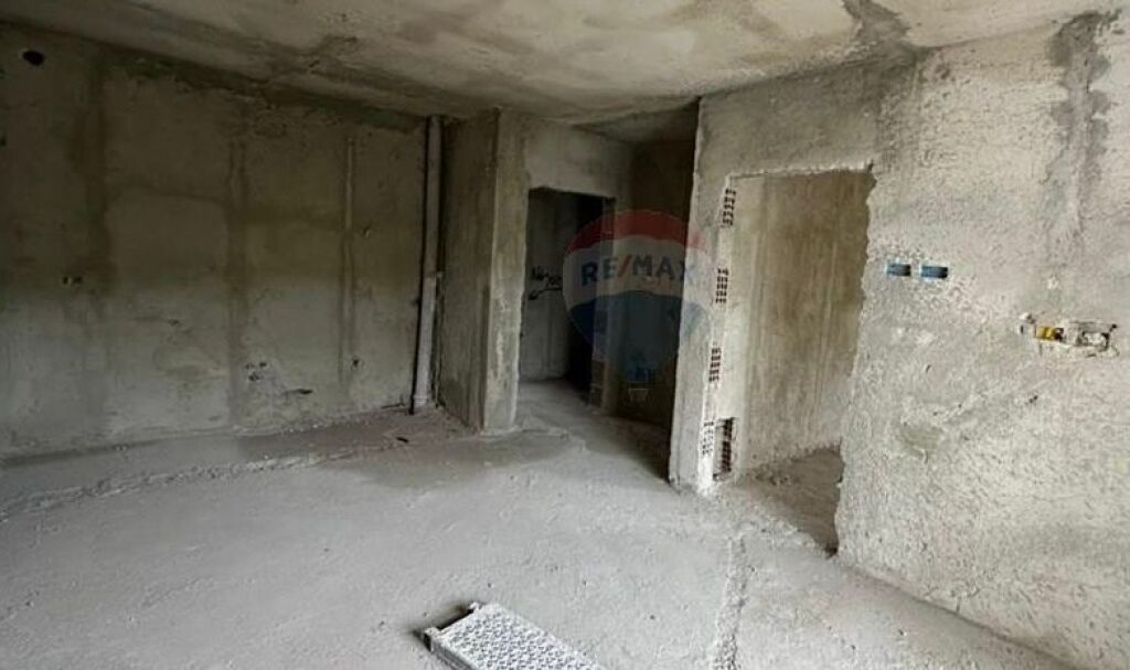 Apartament 1+1 ne shitje tek Mali i Robit!! ID: 530191061-208