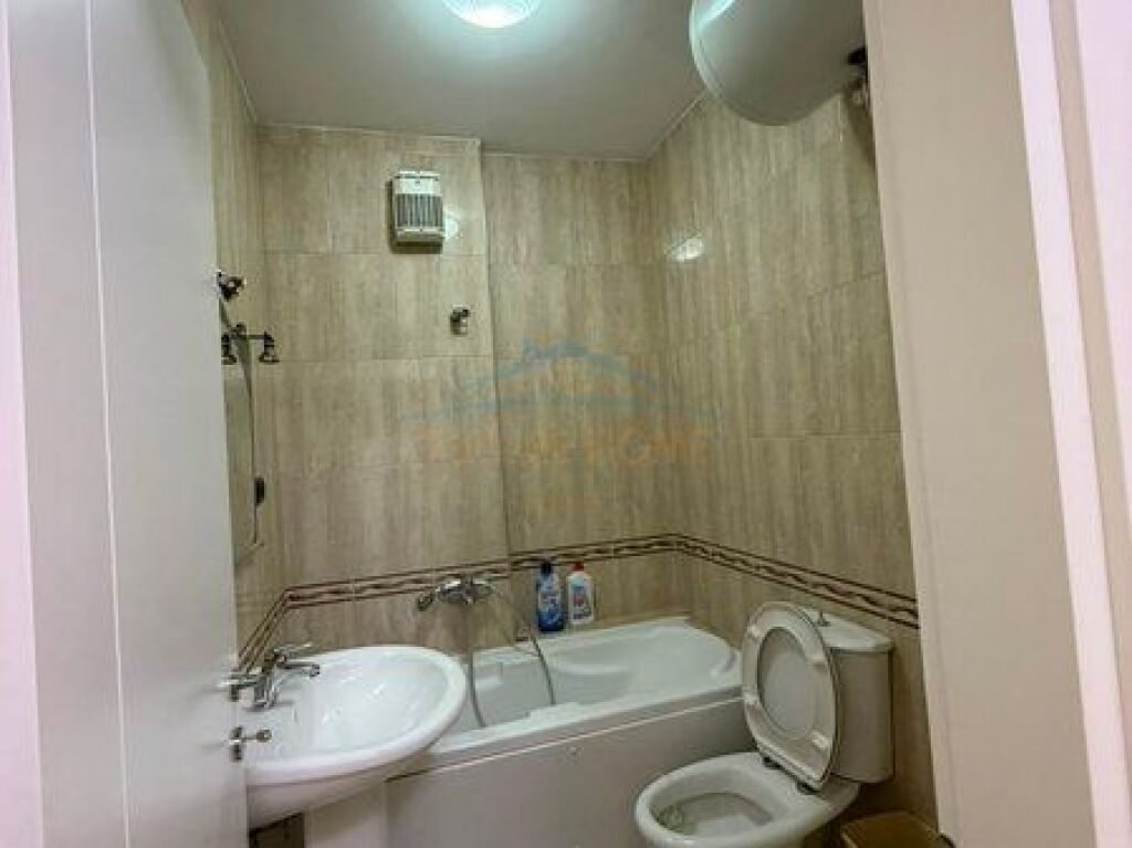 Qera , Apartament 2+1+2 , Qender , Tirane