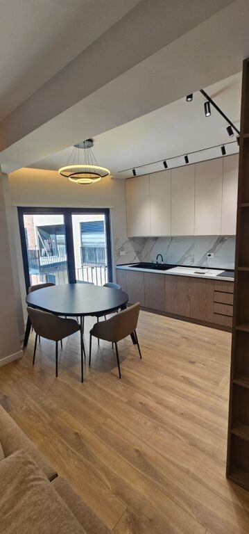 Apartment 2+1+2 with parking 📍 Kodra e Diellit 2