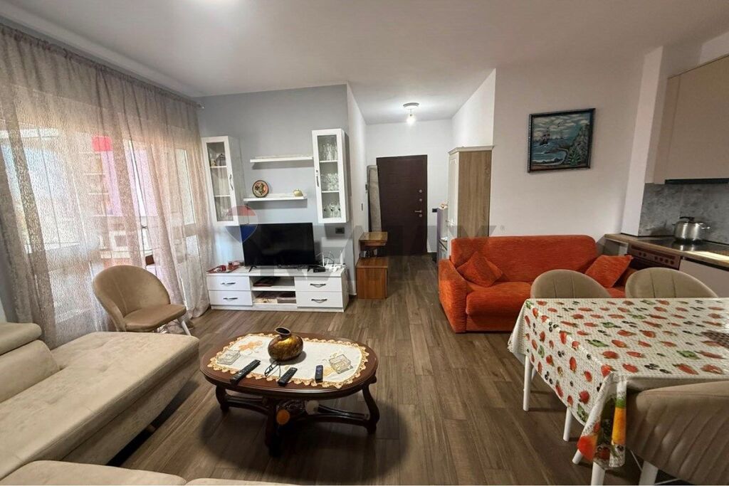 Apartament 1+1 me qera Kthesa Kamzes