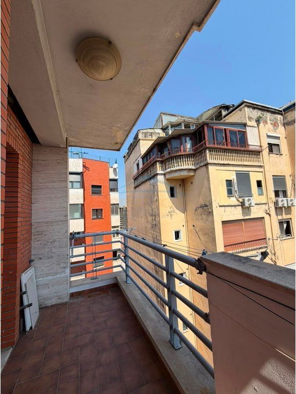 Qera , Apartament 2+1+2 , Qender , Tirane