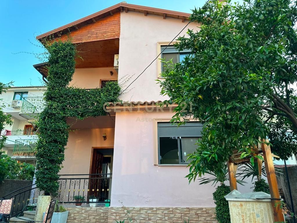 🏡 VILLA IN VENDITA A KOMBINAT!