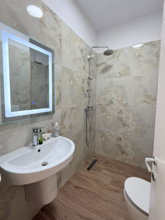 SHITET APARTAMENT 2+1+2 | RRUGA E DIBRËS