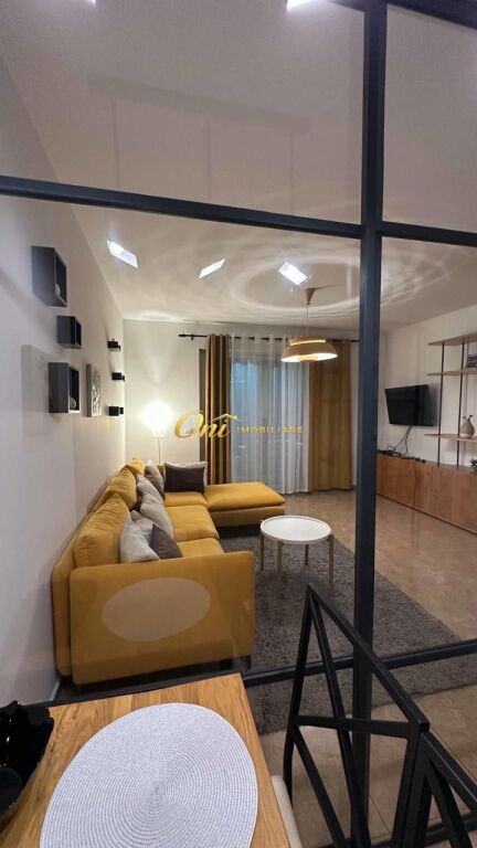 JEPET APARTAMENT ME QERA 1+1, STADIUMI AIR ALBANIA