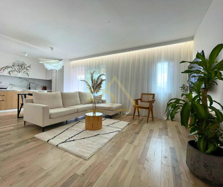 JEPET ME QIRA APARTAMENT 2+1 – MYSLYM SHYRI, TIRANË