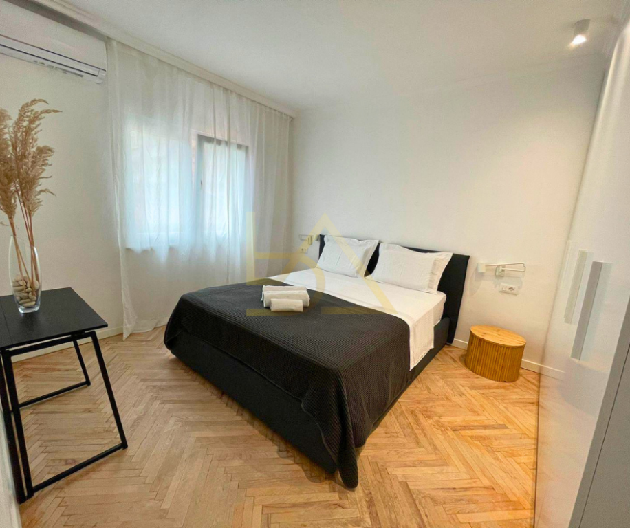 JEPET ME QIRA APARTAMENT 2+1 – MYSLYM SHYRI, TIRANË