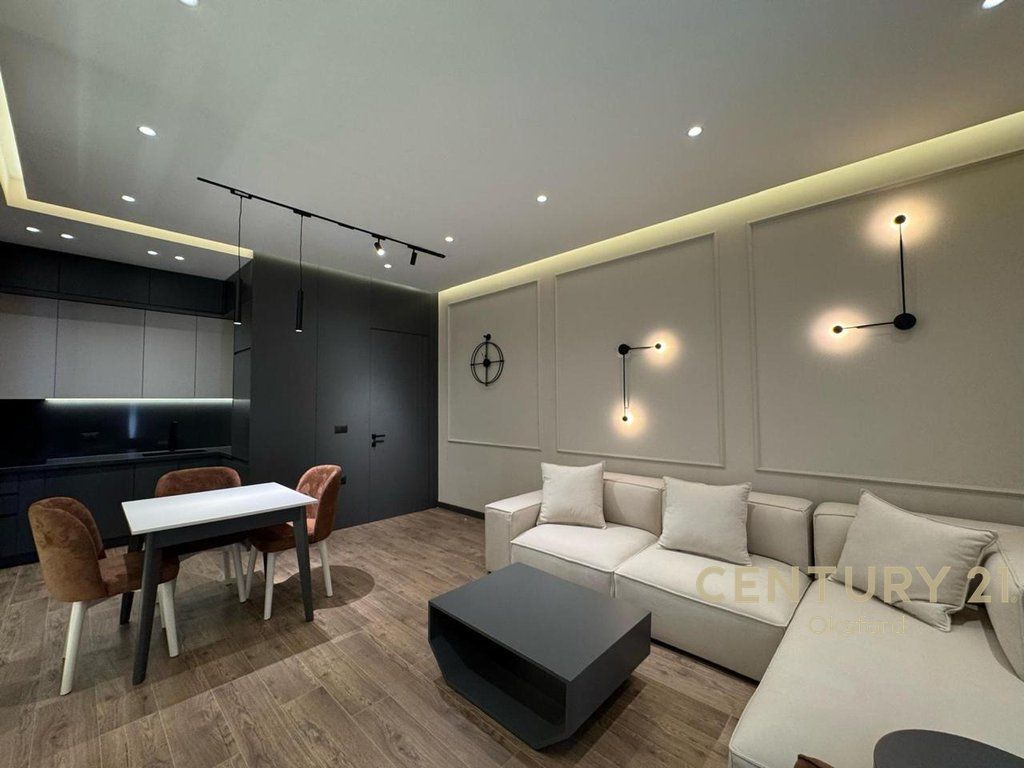 Apartament per qira 1+1 i mobiluar, tek Kompleksi "Deliorgji"!