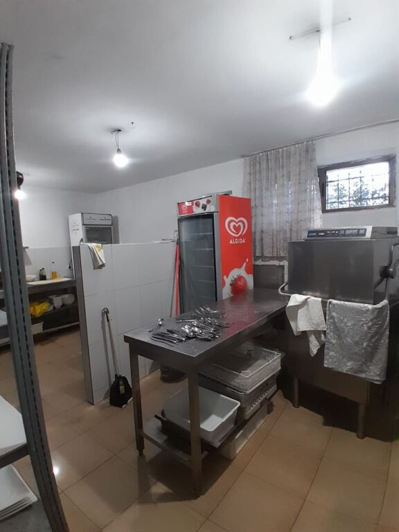 Shitje Biznesi Restorant Ne Bllok (ID BSHB191) Tirane.