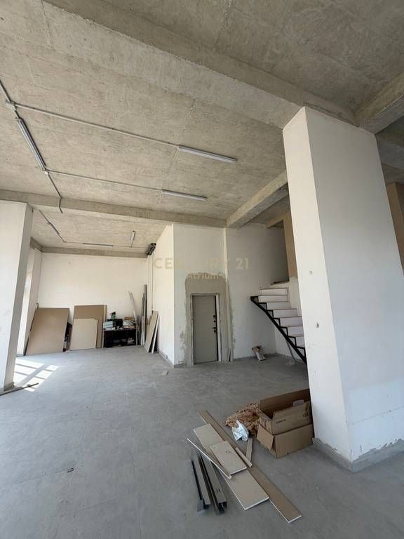 COMMERCIAL SPACE FOR RENT AT THE FORMER AVIATION FIELD