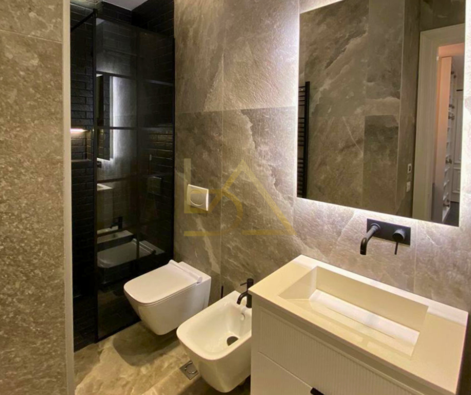 FOR RENT 1+1 APARTMENT WITH PARKING SPACE – DELIORGJI COMPLEX, TIRANA