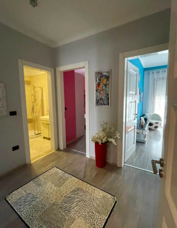 AFFITTASI APPARTAMENTO 3+1+2 + PARCHEGGIO | COMPLESSO DELIJORGJI