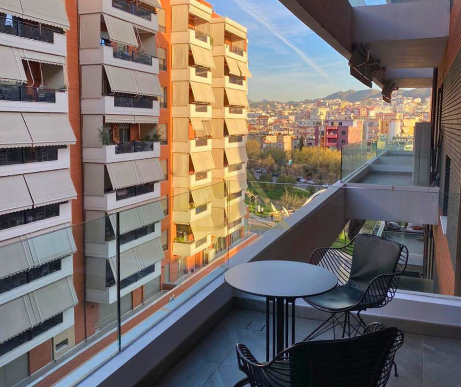 FOR RENT 1+1 APARTMENT WITH PARKING SPACE – DELIORGJI COMPLEX, TIRANA