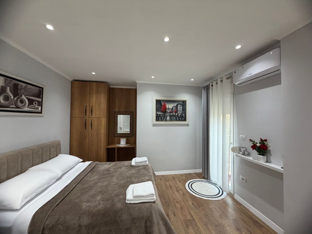 Apartament/studio me qera