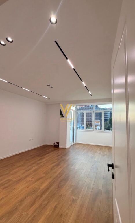 FOR SALE APARTMENT 1+1 AT 21 DHJETORI 170,000 EURO