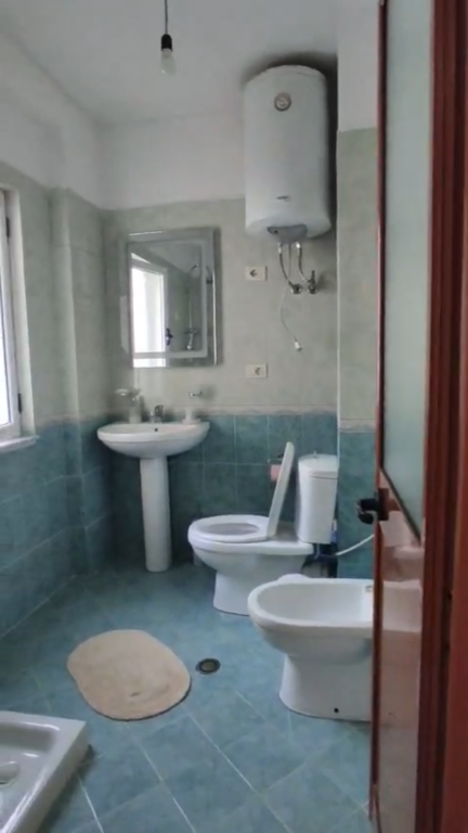 Apartament 3+1+2 per qera Fresk !