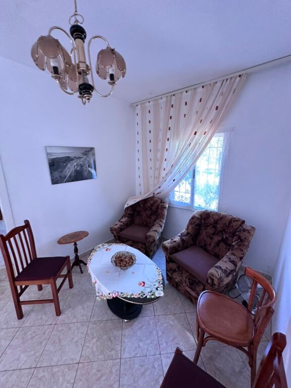 AFFITTASI CASA PRIVATA VICINO AL MATERNITÀ, DURRËS