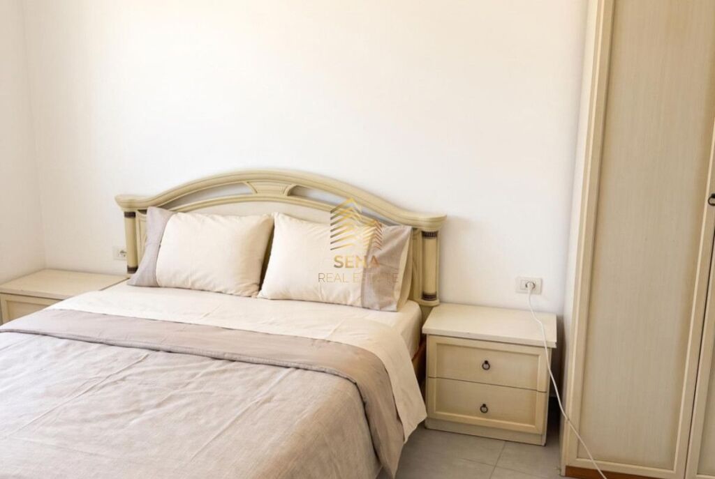 Qira, Apartament 2+1+blk, Rruga e Barrikadave, 80.000 Lek/Muaj