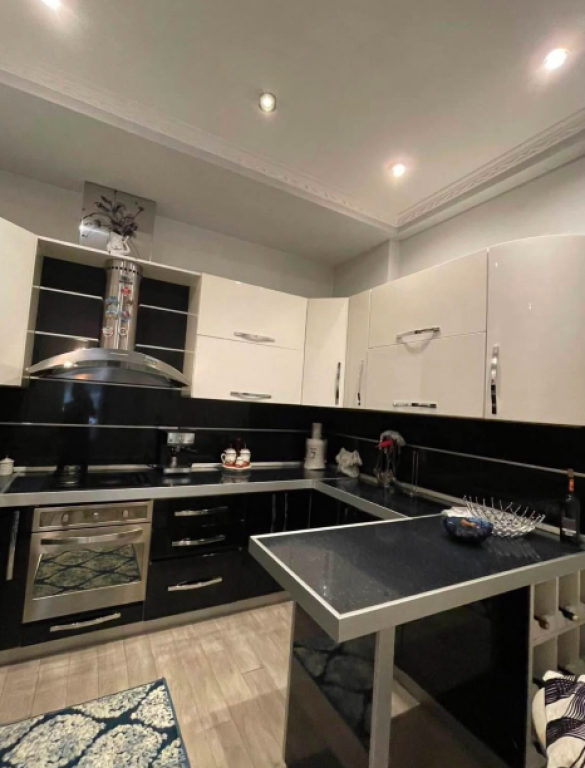 AFFITTASI APPARTAMENTO 3+1+2 + PARCHEGGIO | COMPLESSO DELIJORGJI