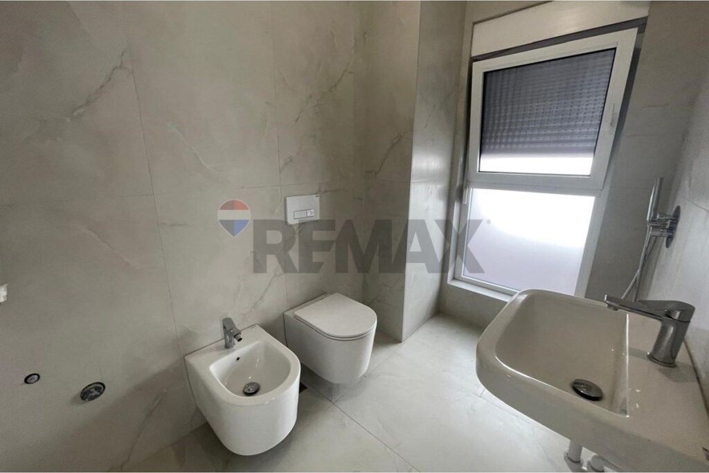 Apartament - Për Shitje - Kompleksi Mangalem, Tiranë