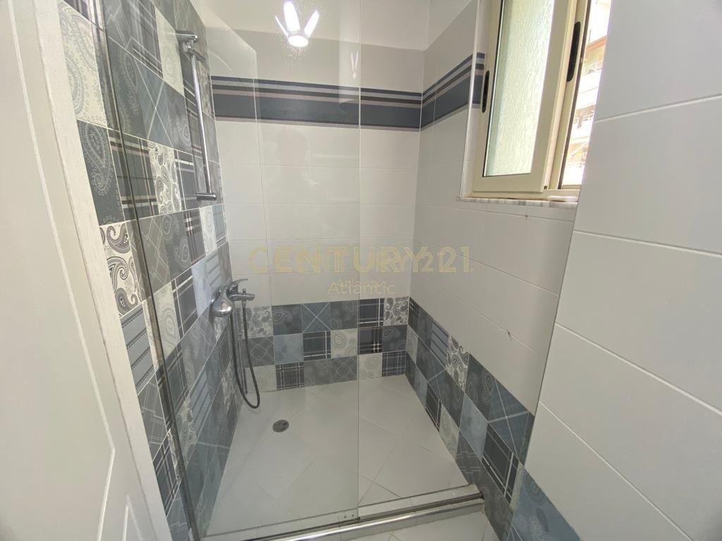 Duplex 2+1 me Pamje Deti me Qira – Rrota e Kuqe, Plazh, Durrës