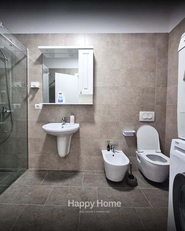 Jepet me qira  apartament 2+1+2  tek Ish Hopoteka Ndertim cilesor  