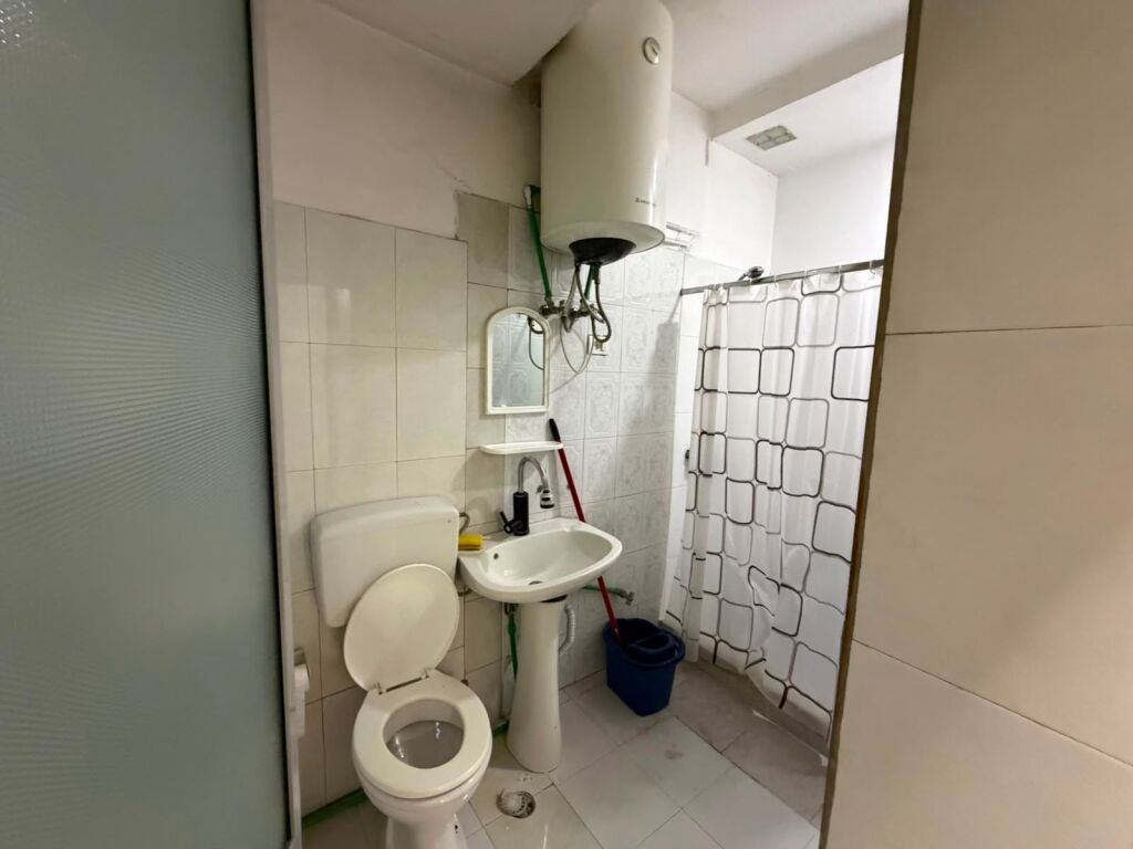 🏠 **SHITET APARTAMENT 2+1 – RRUGA E DURRËSIT**💰 **Çmimi: 20,000,000 Lekë**
