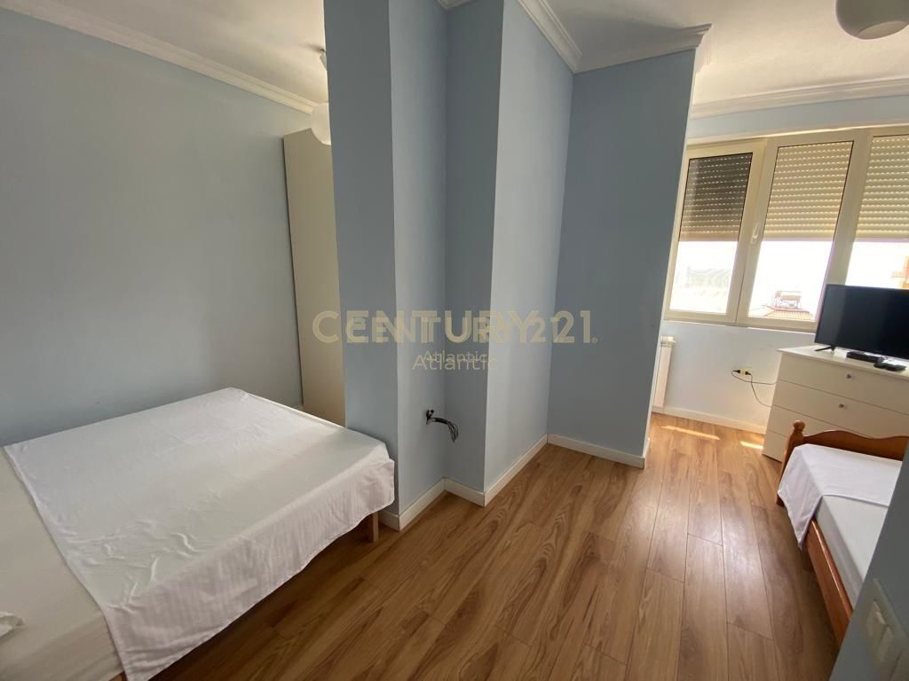 Duplex 2+1 me Pamje Deti me Qira – Rrota e Kuqe, Plazh, Durrës