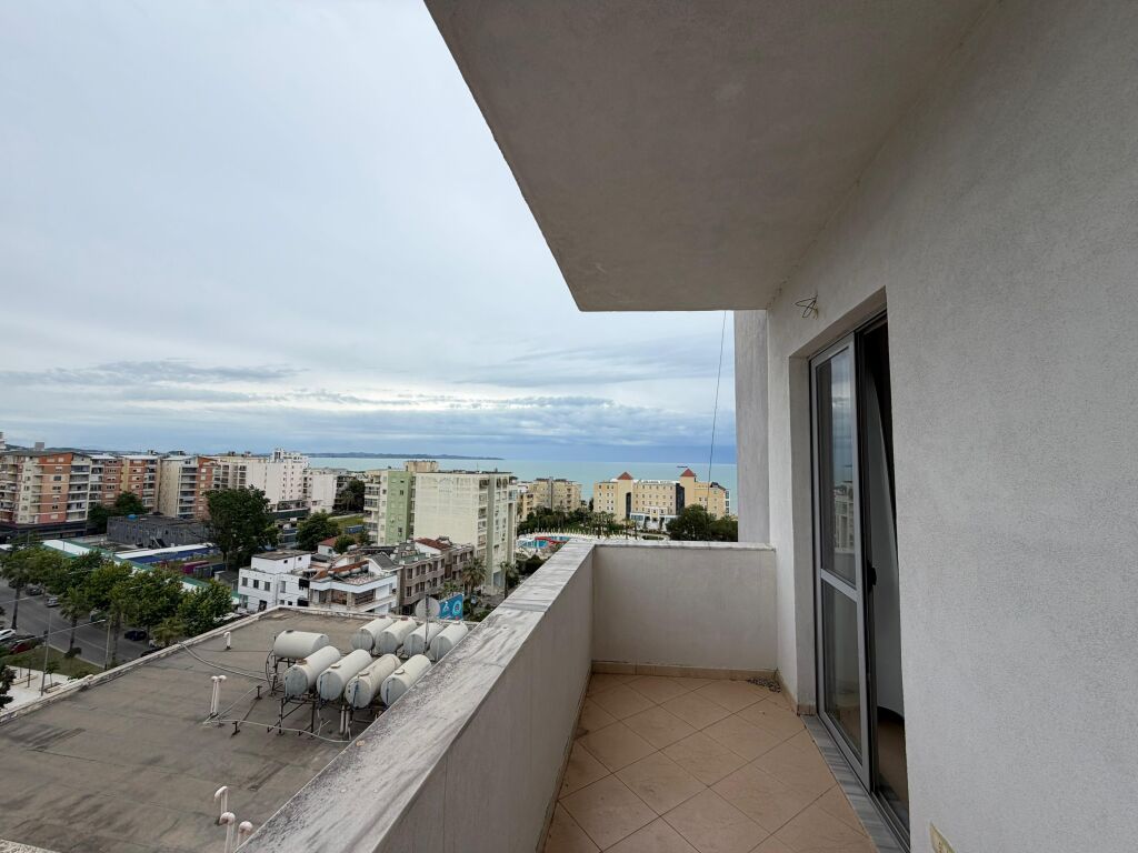 Shitet Apartament 2+1+2 me pamje deti