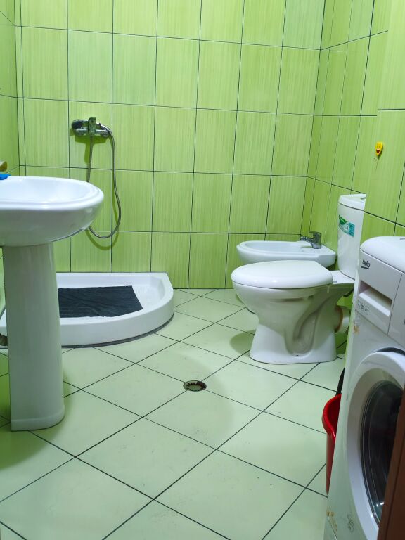 Apartament 1+1 me qira në Rrota e Kuqe, Durrës