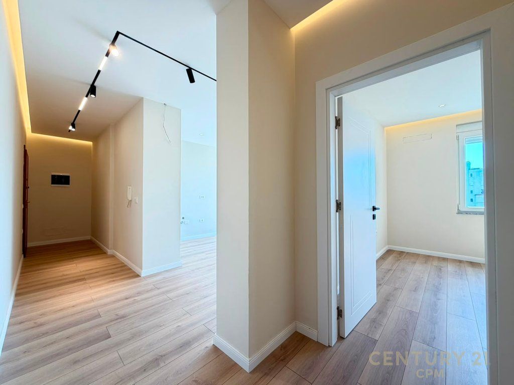 APARTMENT 1+1 FOR SALE AT WILLSON SQUARE!