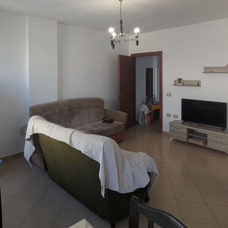 🏡 JEPET ME QIRA APARTAMENT 1+1 | MISTO MAME ✨