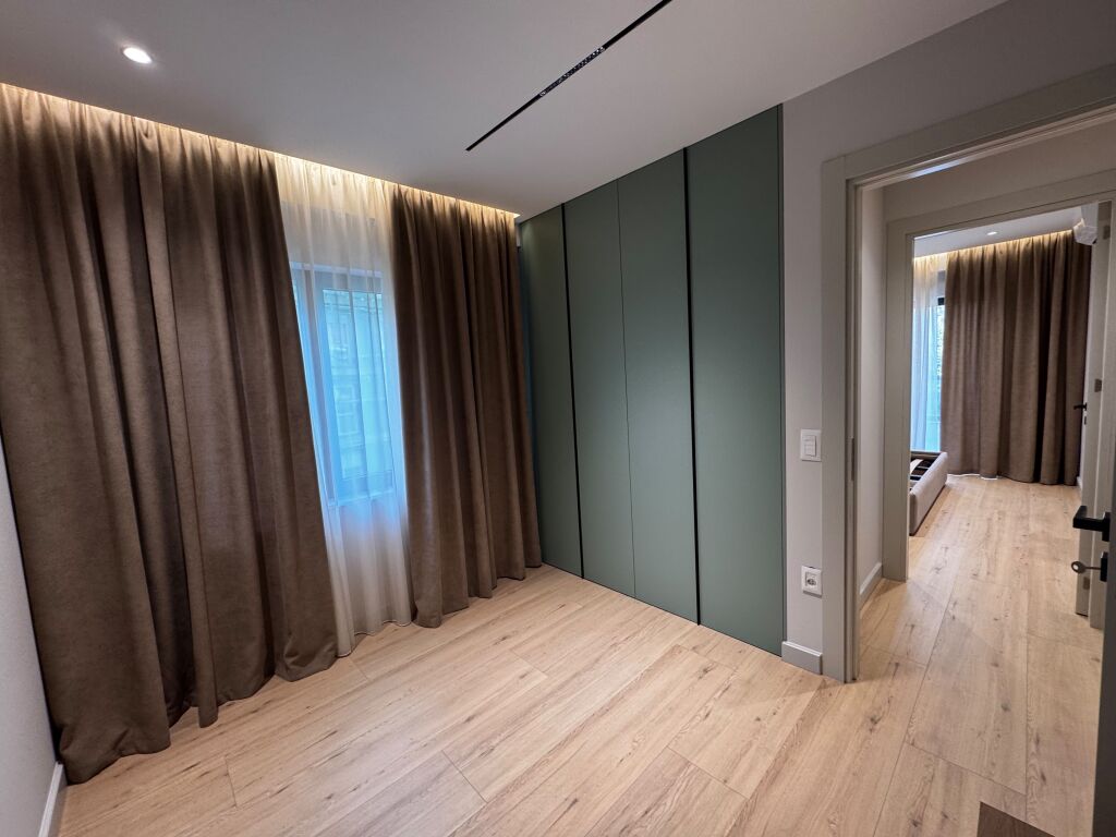 SHITET APARTAMENT 2+1 Liqeni i thate