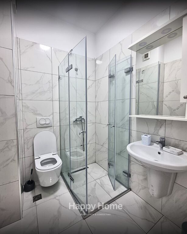 Jepet me qira  apartament 2+1+2  tek Ish Hopoteka Ndertim cilesor  
