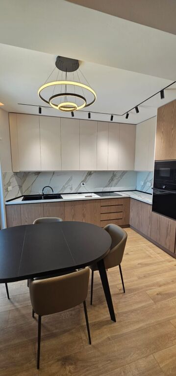Apartment 2+1+2 with parking 📍 Kodra e Diellit 2