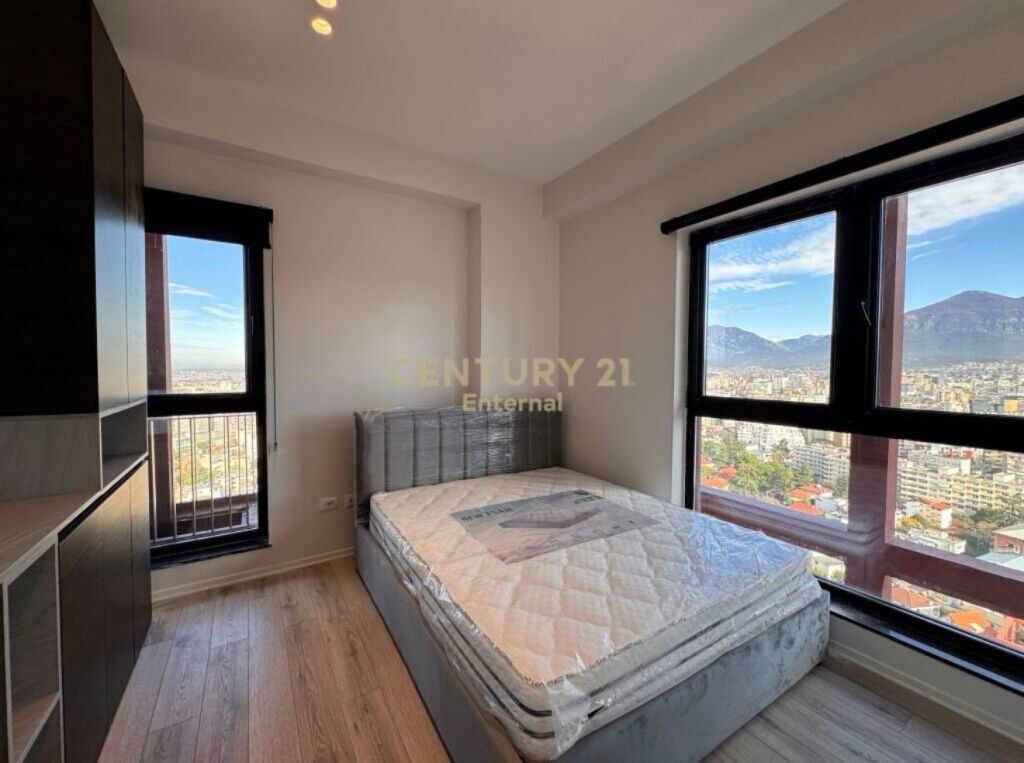 Apartament luksoz 2+1+2  per qira tek Garden Building