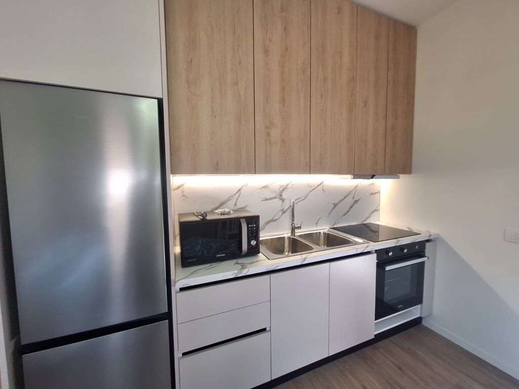 Apartment 2+1 for rent in Kamez