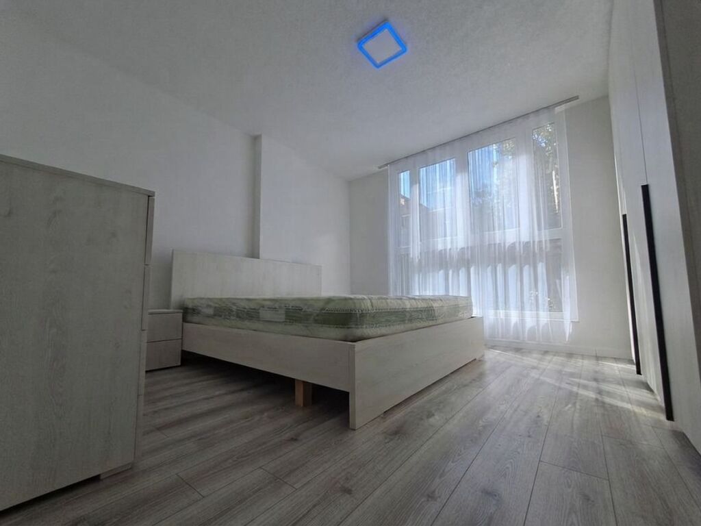 Rent, Apartment 1+1, 5 Maji, Tirane.